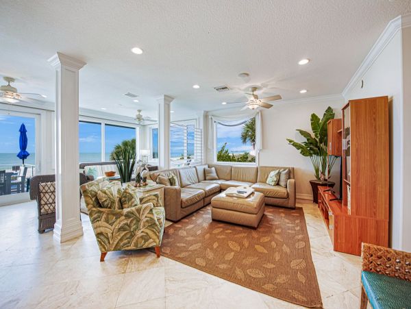 Anna Maria Island Luxury Beachfront 9 Bedroom House Sleeps 21