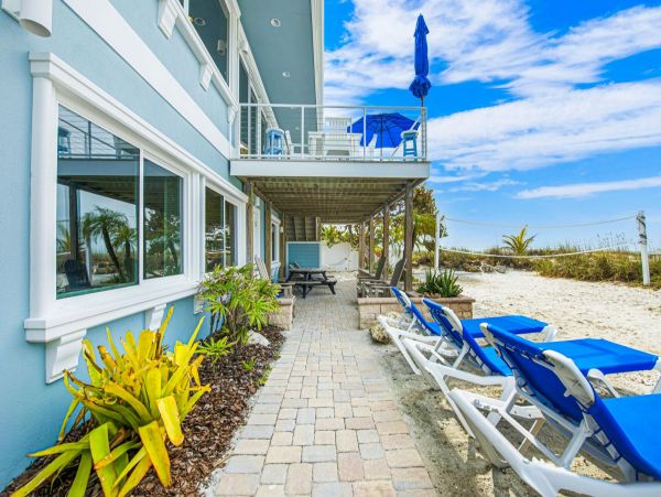 Anna Maria Island Luxury Beachfront 9 Bedroom House Sleeps 21