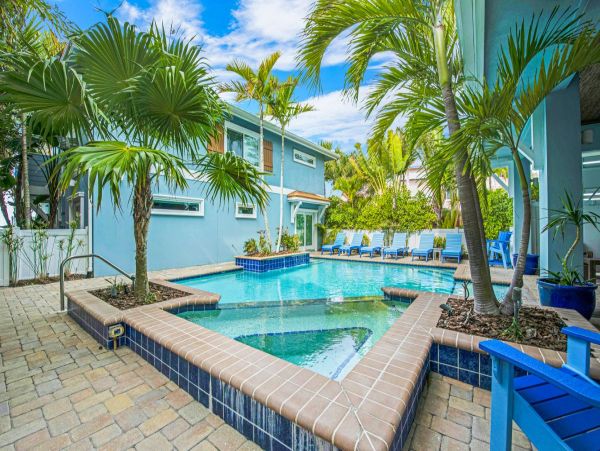 Anna Maria Island Luxury Beachfront 9 Bedroom House Sleeps 21