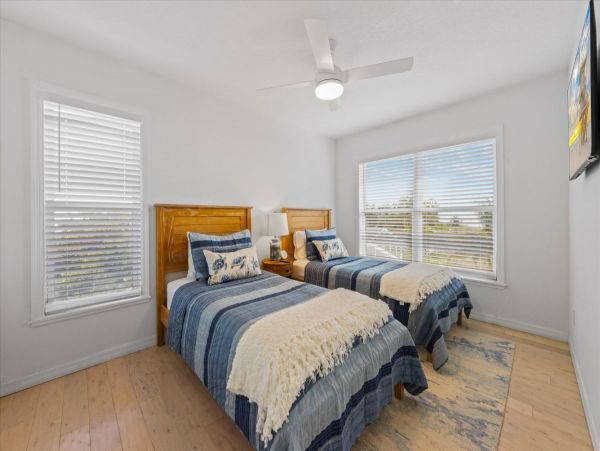 Beachfront Anna Maria Island 3 Bedroom Rental with Pool