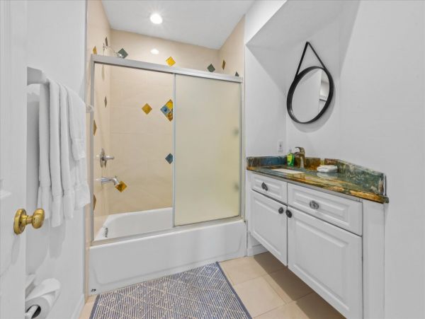 Beachfront Anna Maria Island 3 Bedroom Rental with Pool