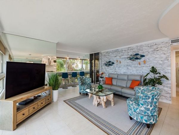Luxury 2 Bedroom Condo on the Beach with Full Gulf Views