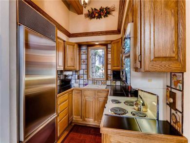 Two Bedroom Ski Condo Walk to the Ski School