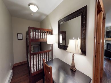 Vail Luxury Rental  Only 100 Yards From Eagle Bahn Gondola