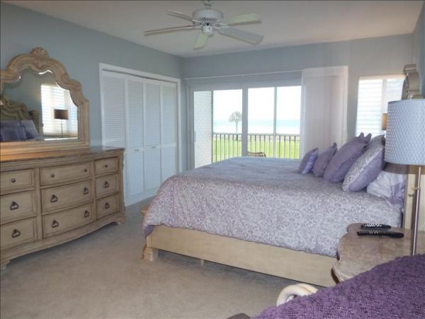 Longboat Key Two Bedroom For Rent- Full Gulf Views
