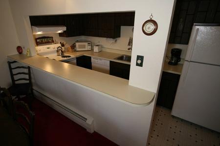 kitchen & dining area