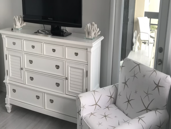 Beach Vacation Condo Two Bedrooms Full Gulf View with Pool