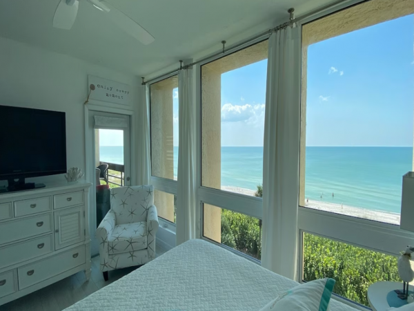 Beach Vacation Condo Two Bedrooms Full Gulf View with Pool