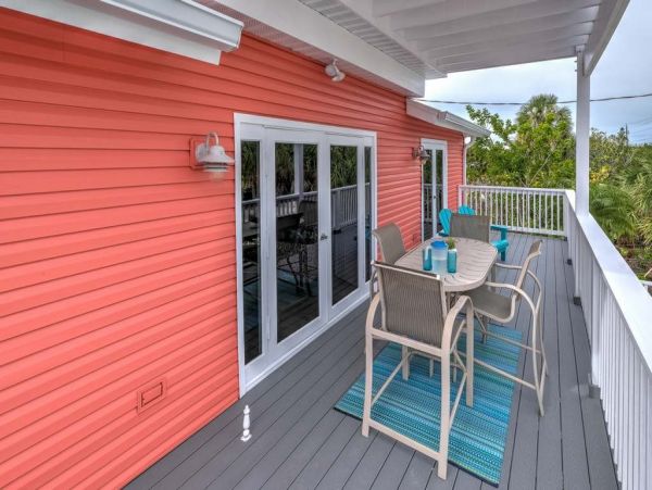 Anna Maria Island Three Bedroom Rental Home with Water Views
