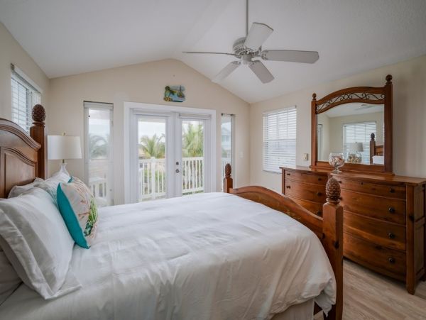 Anna Maria Island Three Bedroom Rental Home with Water Views