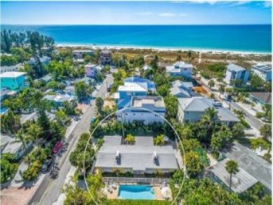 Anna Maria Beach Vacation Home Sleeps Four Guests.