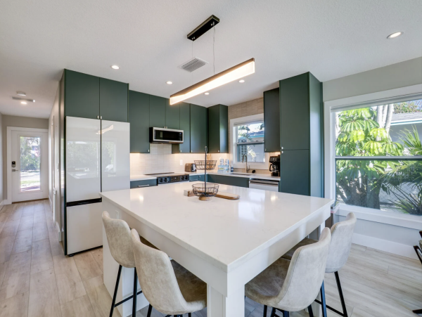 Two Bedroom Anna Maria Vacation Pool Home - NORTH ANNA MARIA