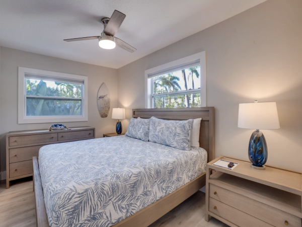 Two Bedroom Anna Maria Vacation Pool Home - NORTH ANNA MARIA