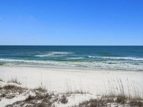 Lovely Beachfront Vacation Condo Rental in Miramar Beach