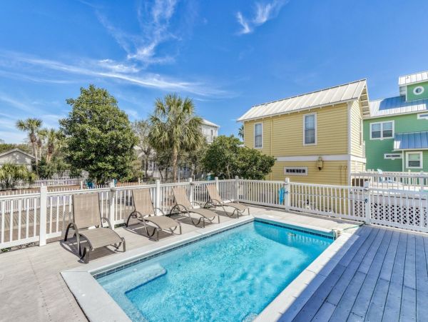 Luxury Destin Home 6 Bedrooms  - Walk to Beach