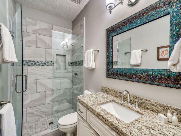 Luxury Destin Home 6 Bedrooms  - Walk to Beach