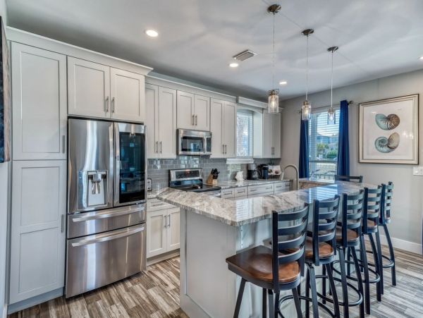 Luxury Destin Home 6 Bedrooms  - Walk to Beach