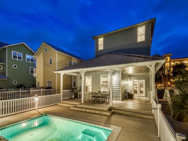 Luxury Destin Home 6 Bedrooms  - Walk to Beach