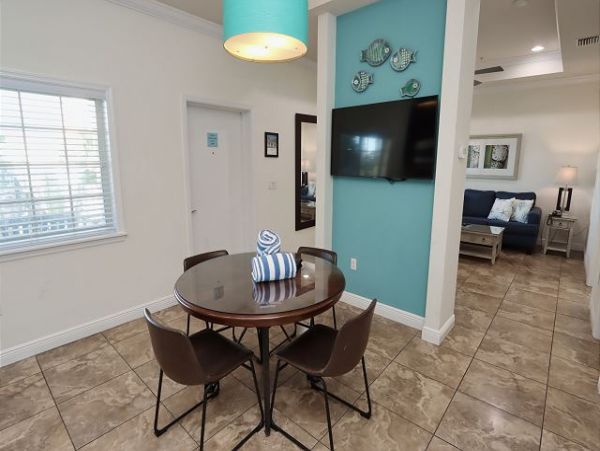 Two Bedroom Condo at Siesta Key Sleeps 6