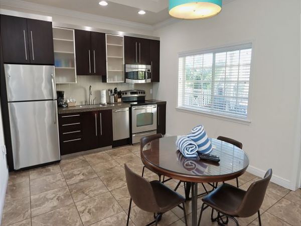Two Bedroom Condo at Siesta Key Sleeps 6
