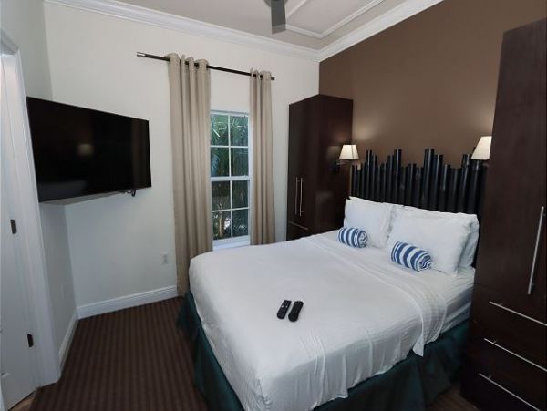 Two Bedroom Condo at Siesta Key Sleeps 6