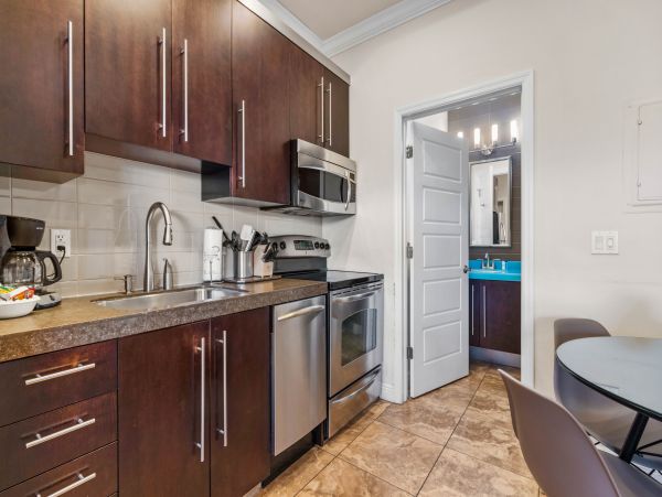 Siesta Key 2 Bedroom Condo No Main Road to Cross Great Resort