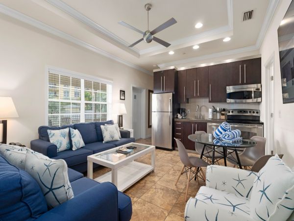 Siesta Key 2 Bedroom Condo No Main Road to Cross Great Resort