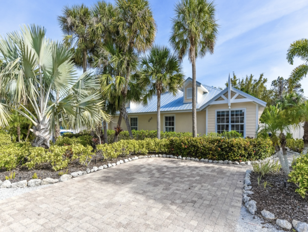 Anna Maria 3 Bedroom Vacation Duplex Private Pool Block To Beach