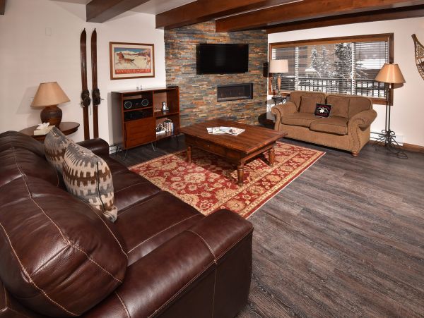 Two Bedroom Gold Rated Lionshead Property