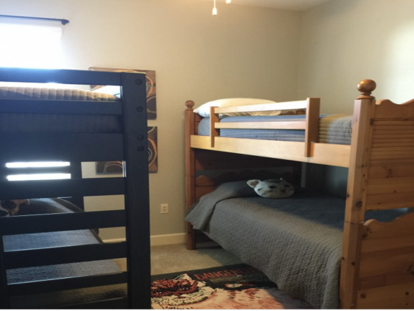 Bradenton Beach Vacation Rental Three Bedrooms Sleeps 8