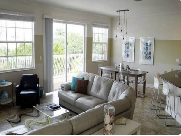 Bradenton Beach Vacation Rental Three Bedrooms Sleeps 8