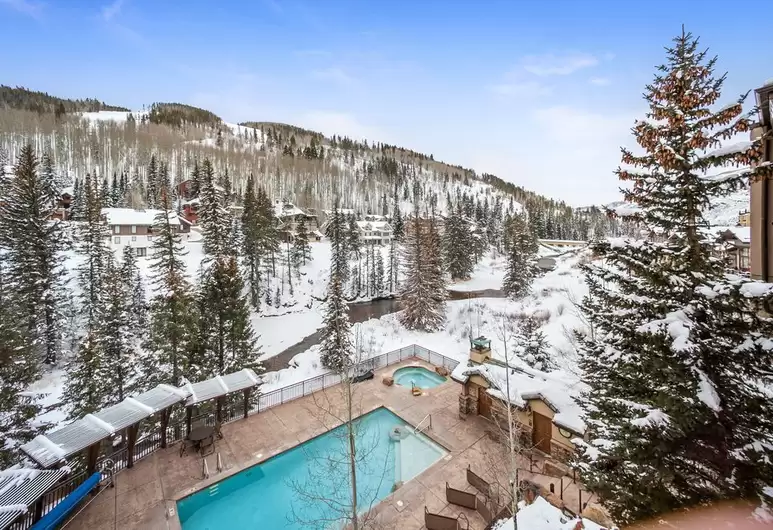 Three Bedroom Three Bathroom Vacation Rental Lionshead
