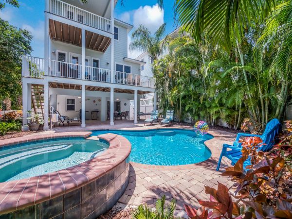 Four Bedroom Upscale Pool Home for Rent on Anna Maria Island