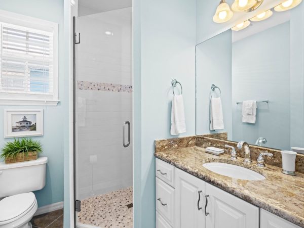 Anna Maria Island Vacation Pool Home Very Close to Beaches