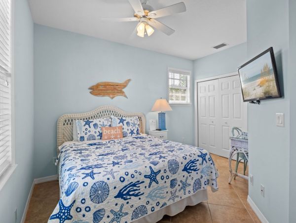 Anna Maria Island Vacation Pool Home Very Close to Beaches