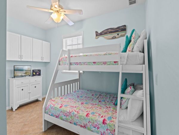Anna Maria Island Vacation Pool Home Very Close to Beaches