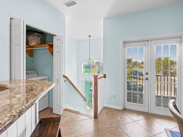 Anna Maria Island Vacation Pool Home Very Close to Beaches