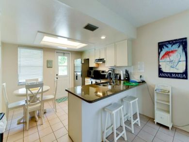 Luxury Two Bedroom Private Vacation Home Sleeps 4