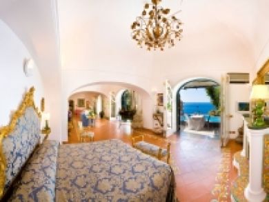 Positano Italy Condo 877915
