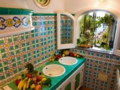 Positano Italy Condo 877915