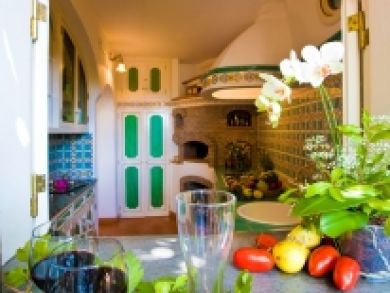 Positano Italy Condo 877915