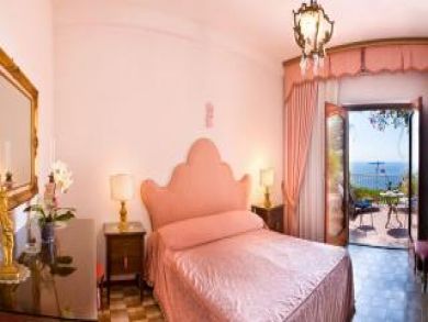 Positano Italy Condo 877918