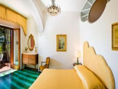 Positano Italy Condo 877919