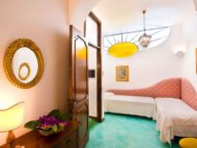 Positano Italy Condo 877919