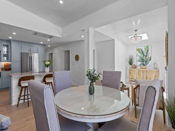 Bayfront Vacation Rental Florida - Waterfront Villa with Private Pool