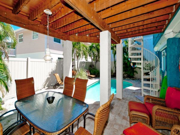 Anna Maria Upscale 3 Bedroom Vacation Rental Home Sleeps 7