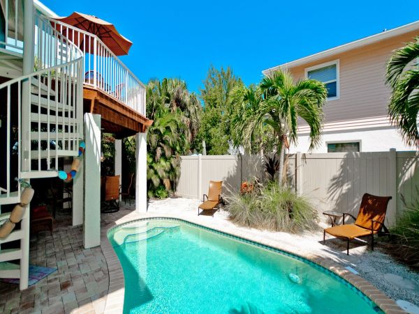 Anna Maria Upscale 3 Bedroom Vacation Rental Home Sleeps 7