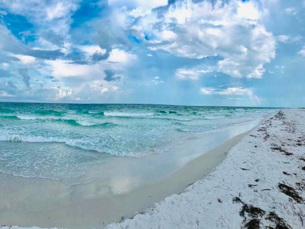 Holmes Beach Coastal Escape: A Relaxing Beach Beachside Getaway Private Pool
