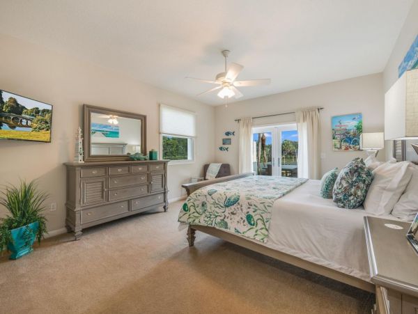 Canal Views From This Four Bedroom Siesta Key Vacation Home