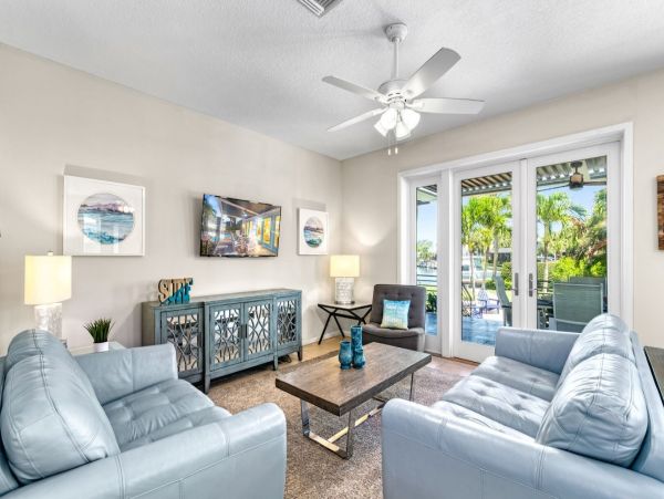 Canal Views From This Four Bedroom Siesta Key Vacation Home